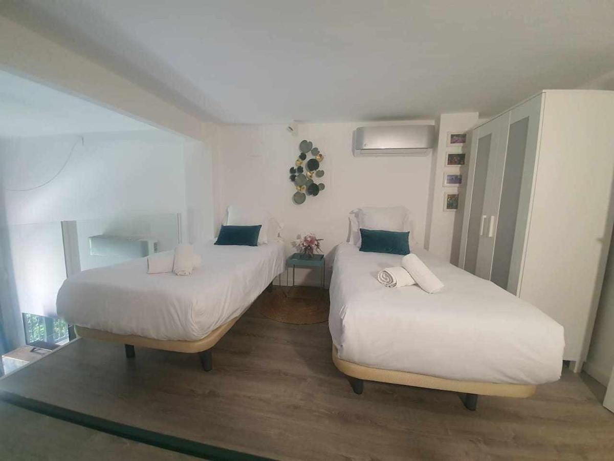 Isg Apartments Feria 106 Siviglia Esterno foto